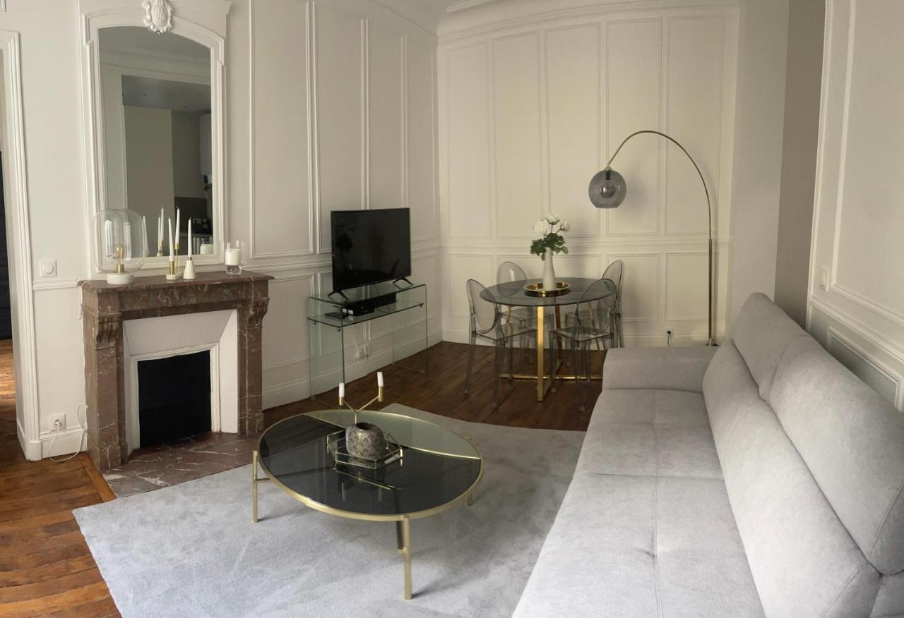 Prestige A Paris Luxe, Calme Et Proche Tour Eiffel Et Champs-Elysees Exterior foto